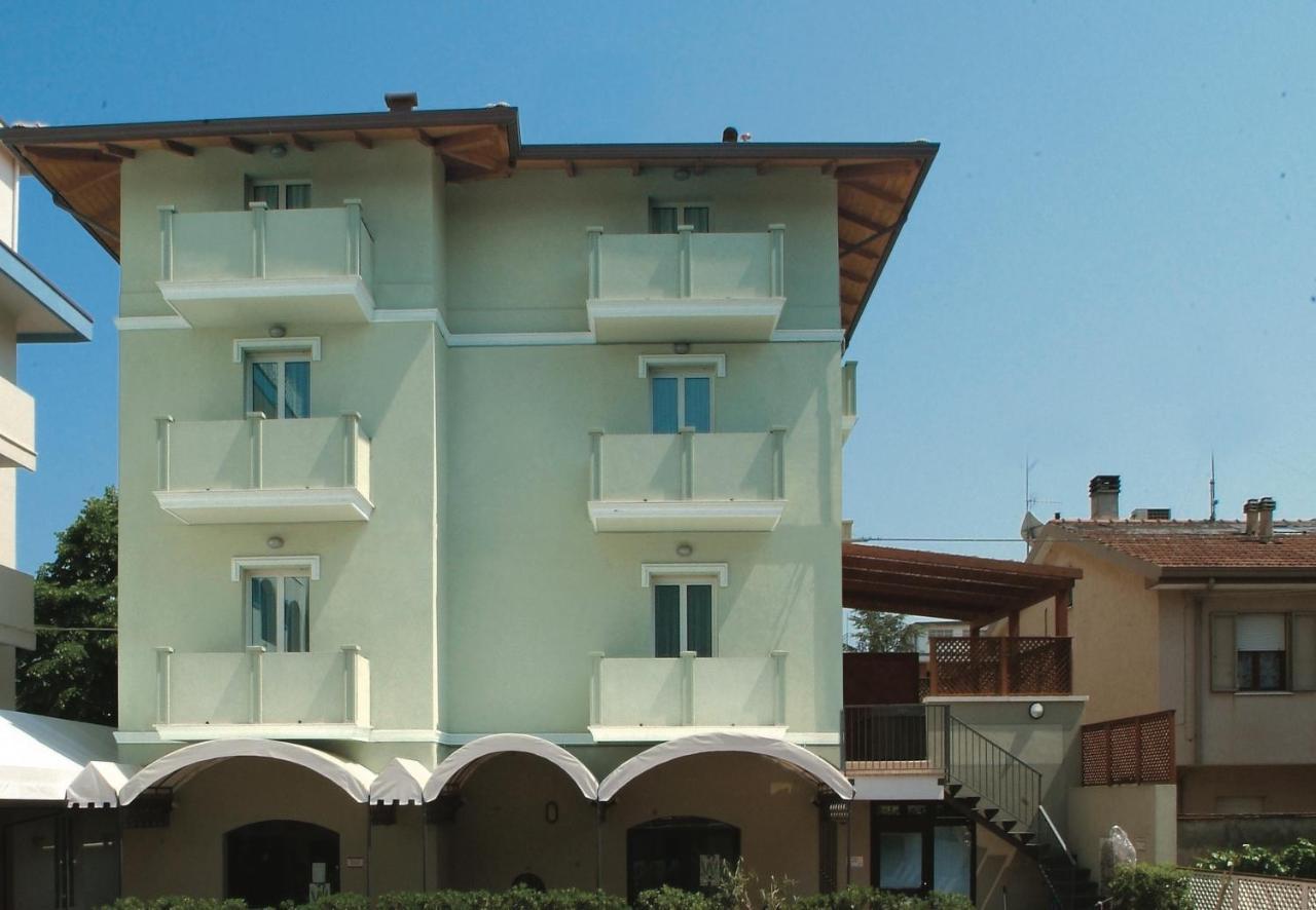 Residence Il Capodoglio Rimini Exterior photo